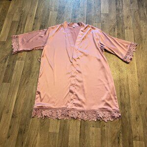 American Cuteness Shiny Lilac Floral Robe